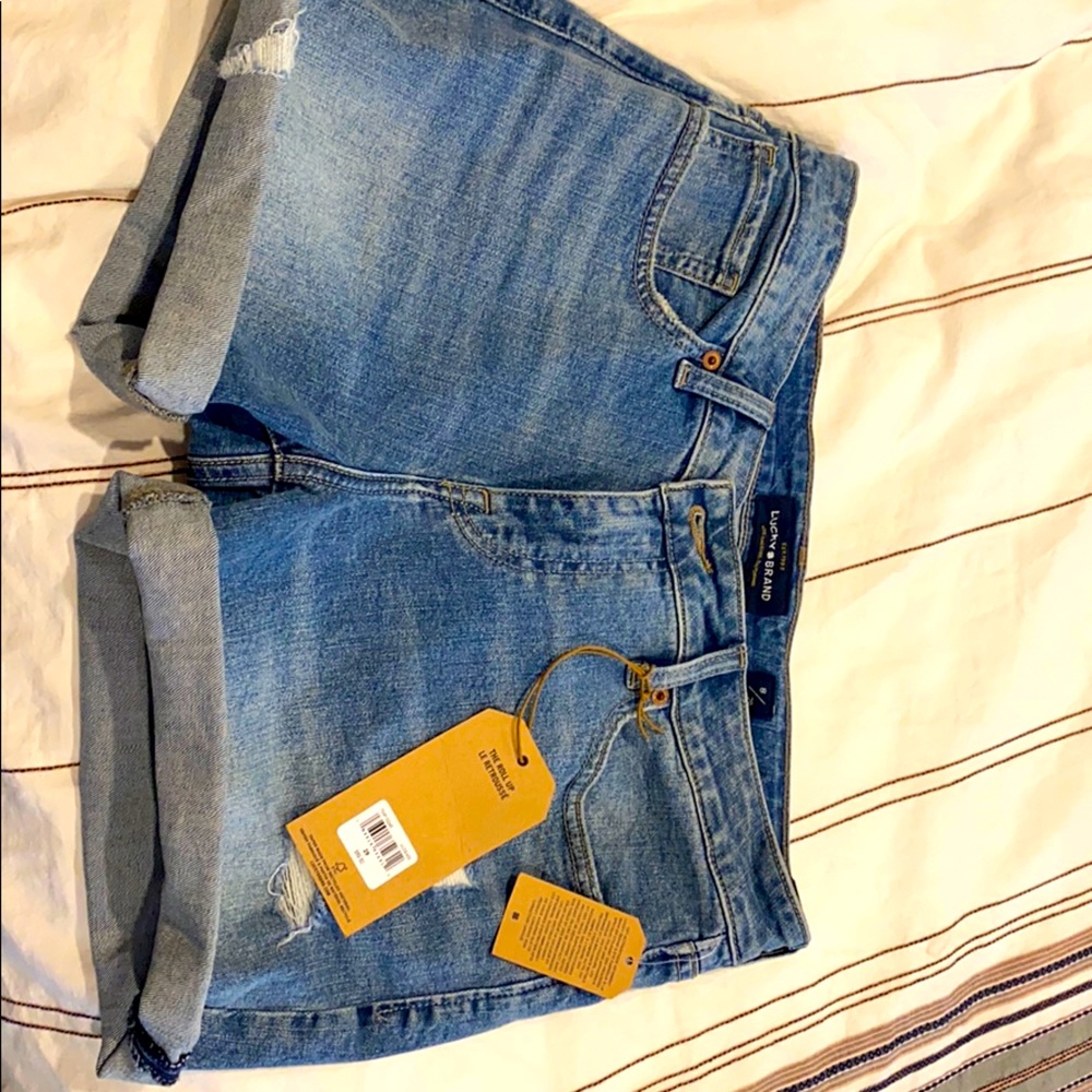 Lucky Brand the roll up distressed shorts 8/29